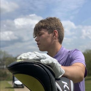 Meet your Posher, Clay